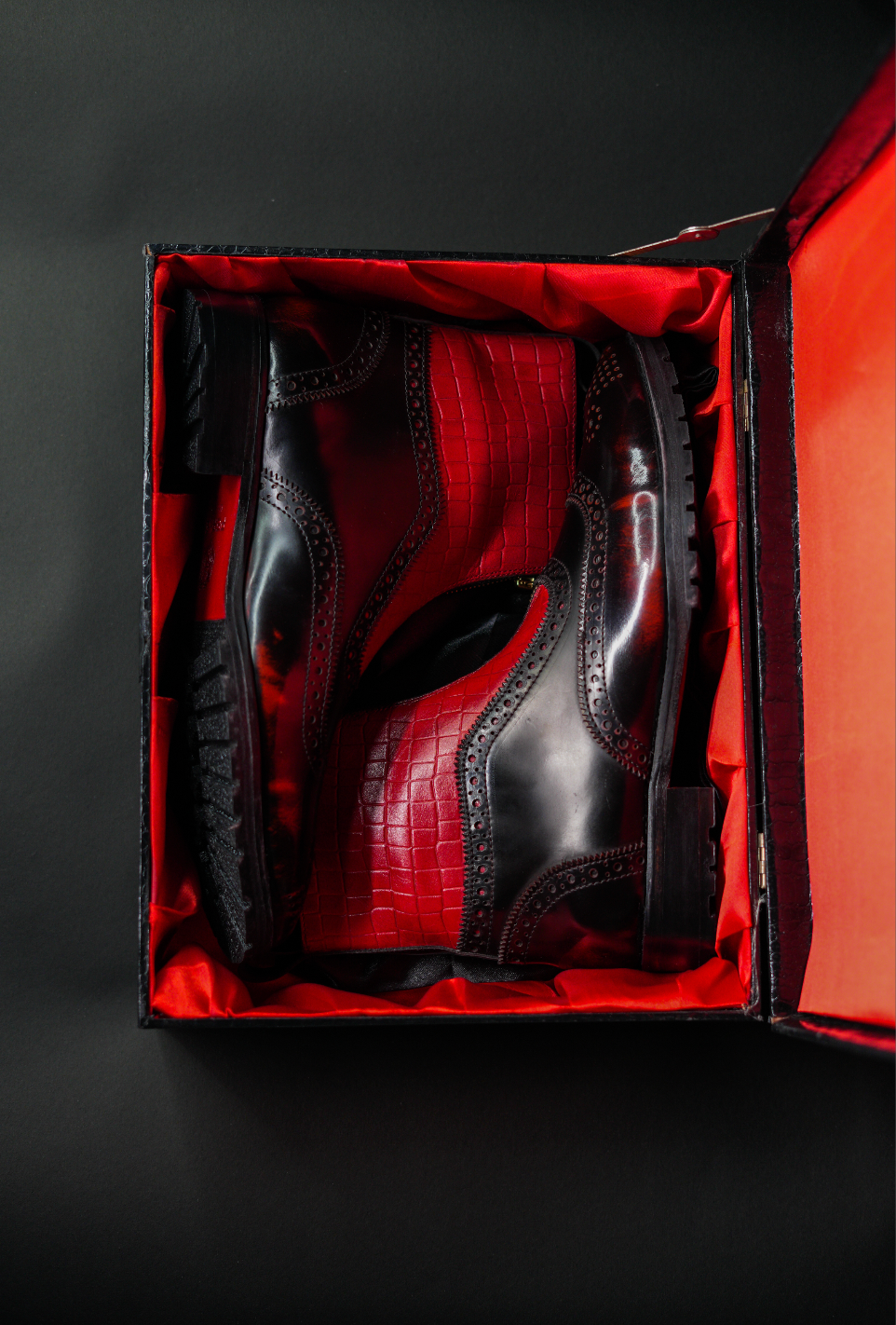 Handmade Leather Shoes vs Machine Made Shoes