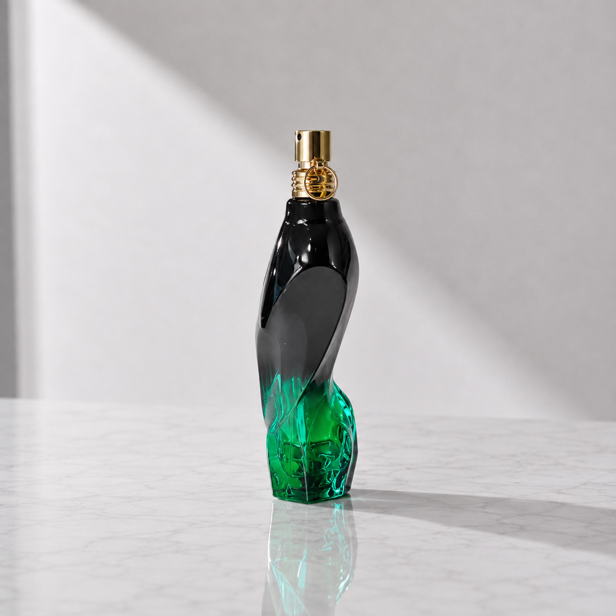 NOIR VERDE PERFUME
