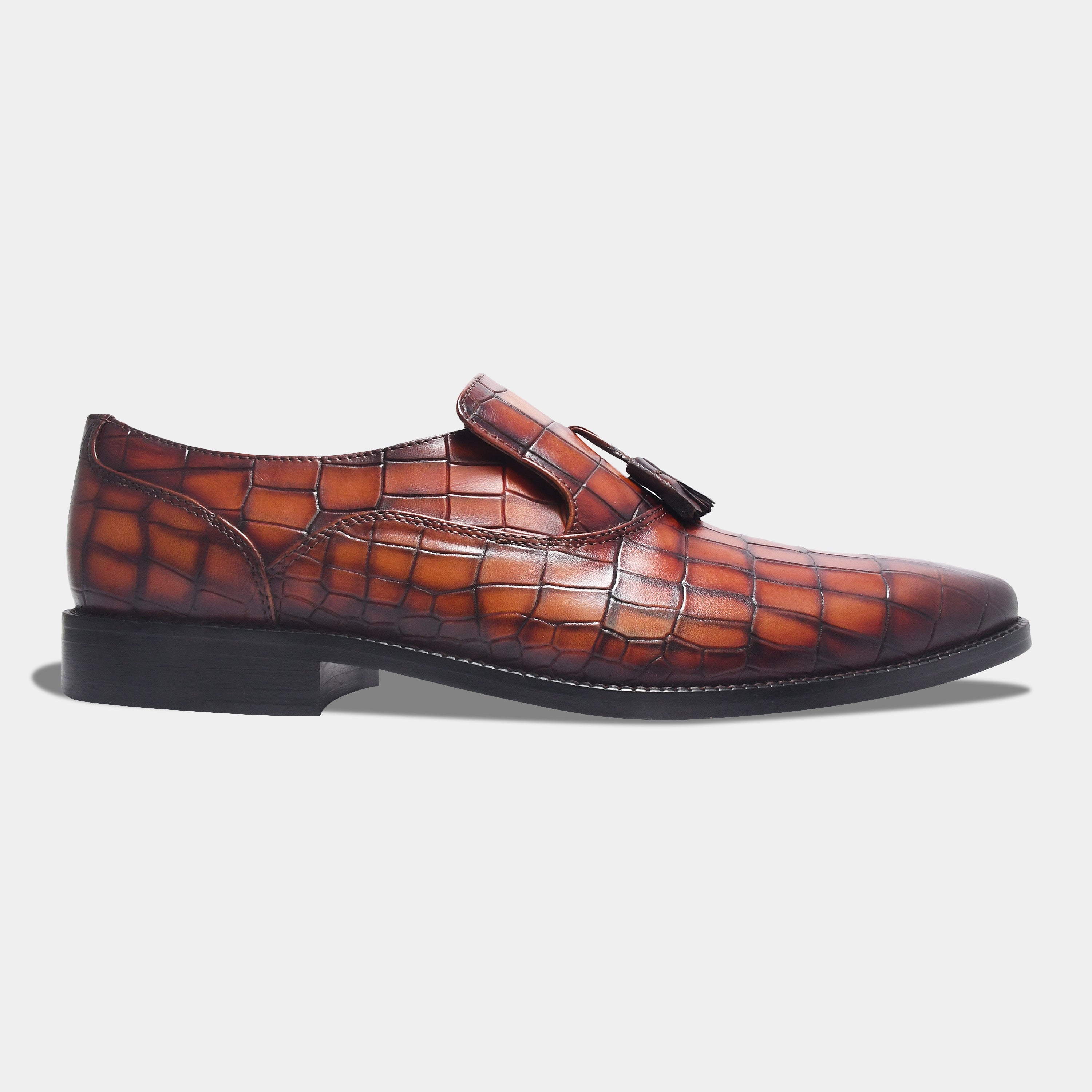 LUCAS CROCO TASSEL LOAFER | BROWN
