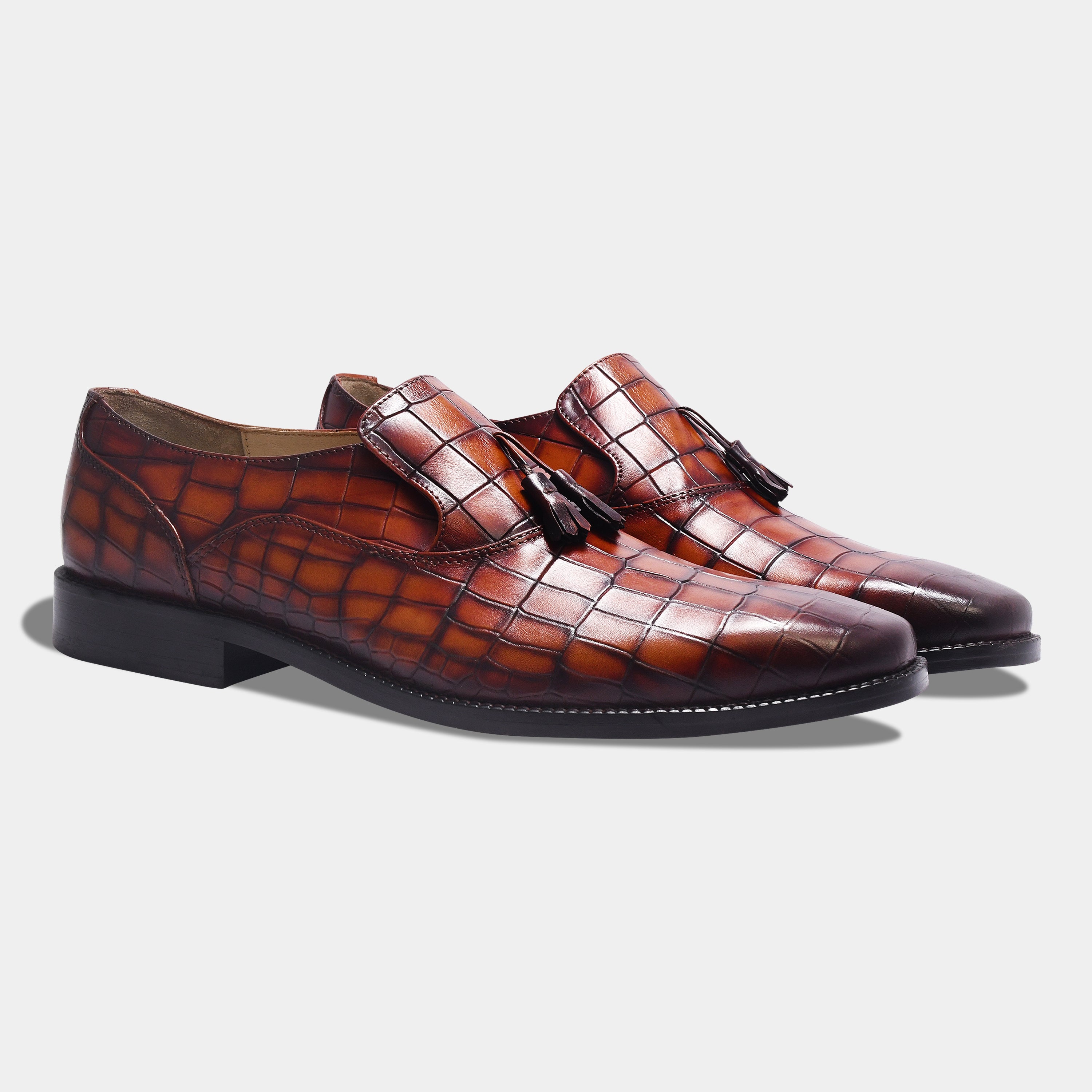 LUCAS CROCO TASSEL LOAFER | BROWN