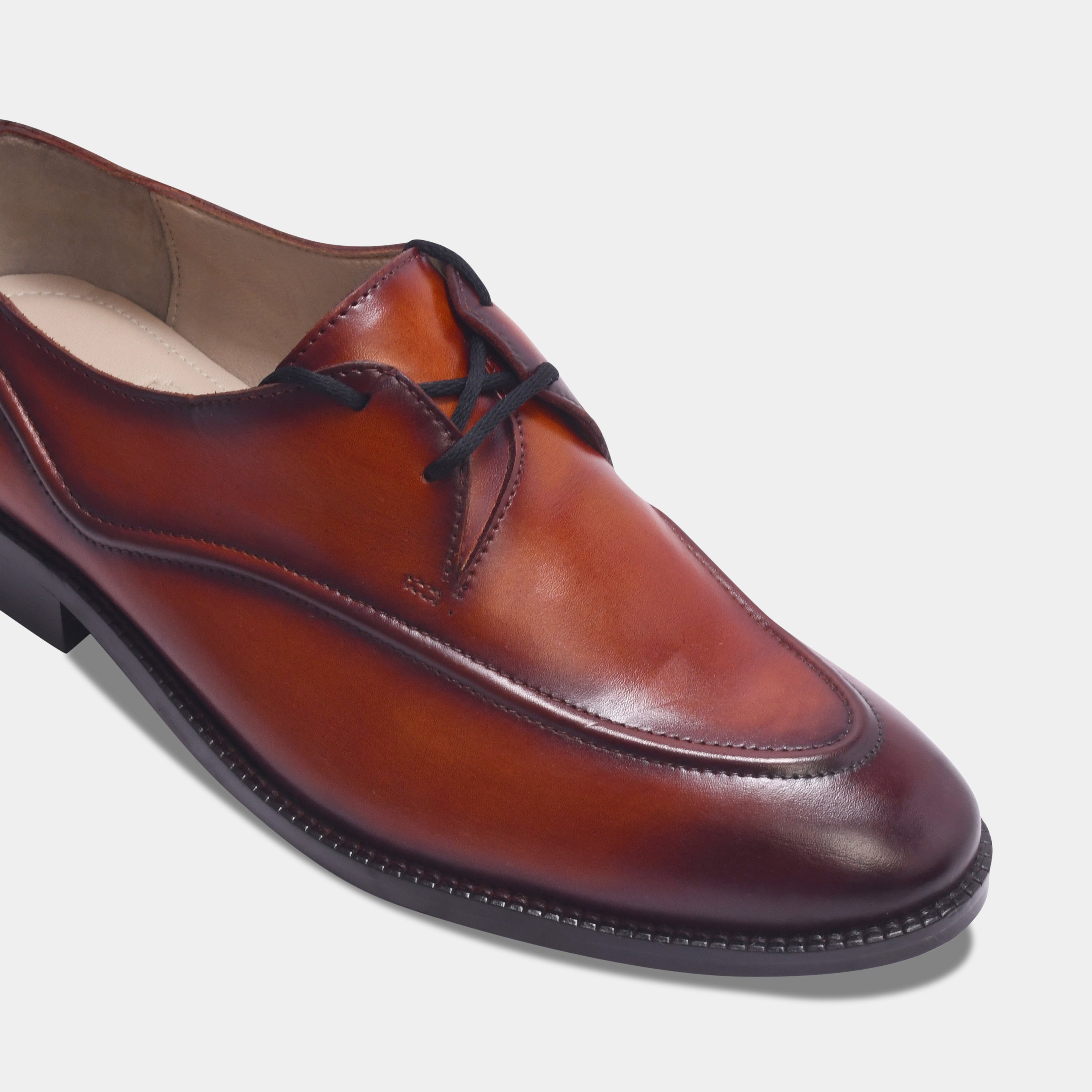 GILBERTO LACEUP | TAN