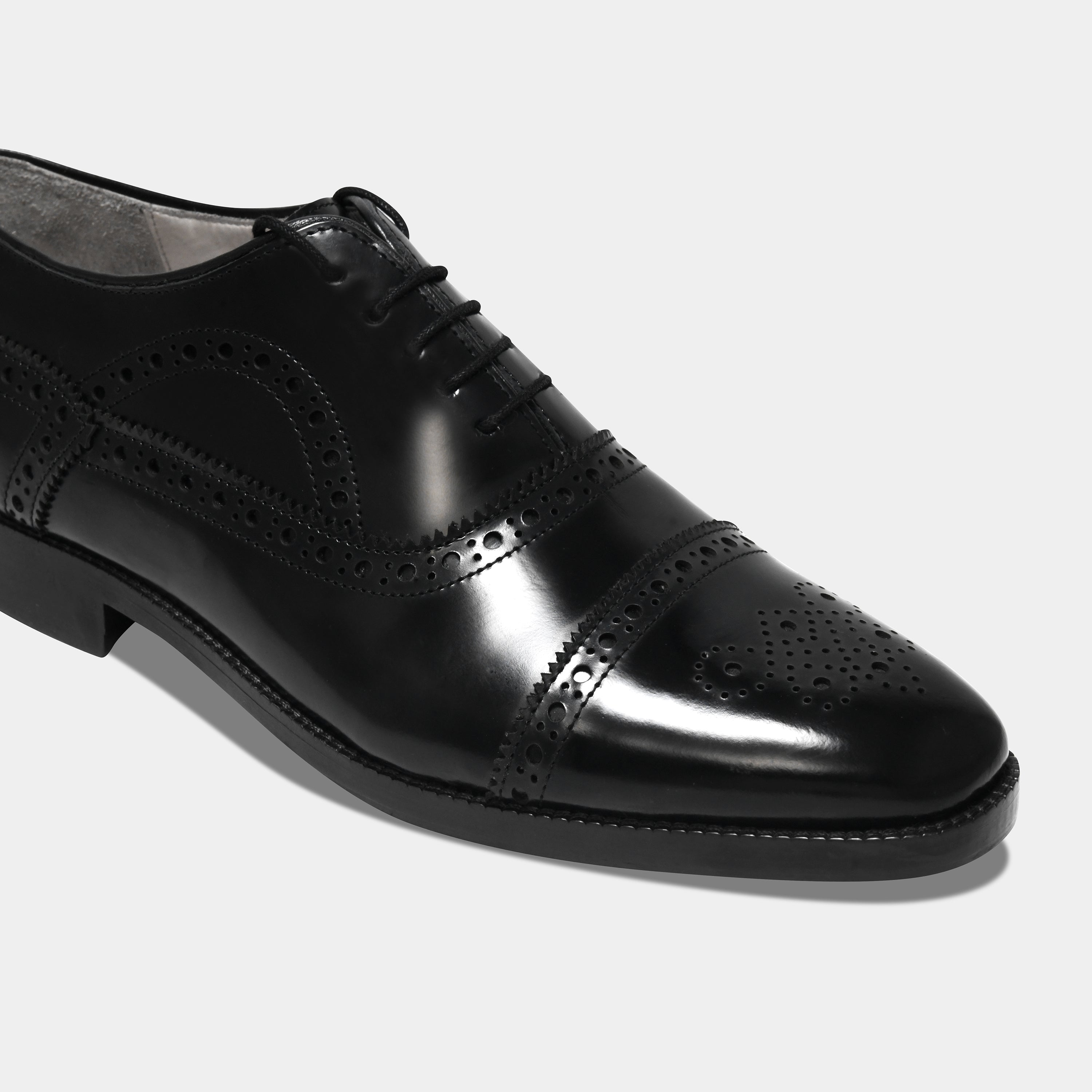 LUCIFER LACEUP | BROGUE BLACK