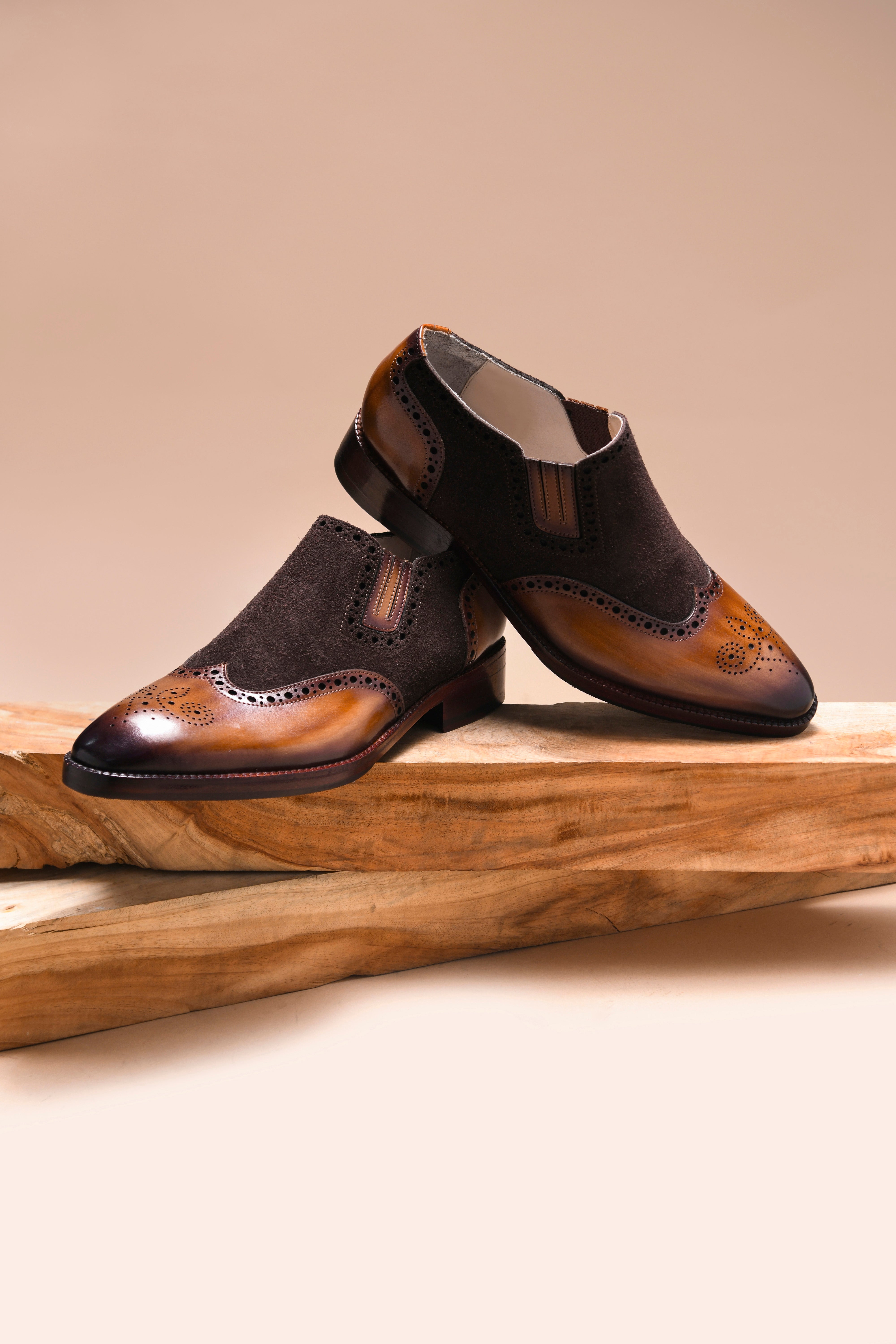 GODFATHER SUEDE LOAFER | BROGUE BROWN