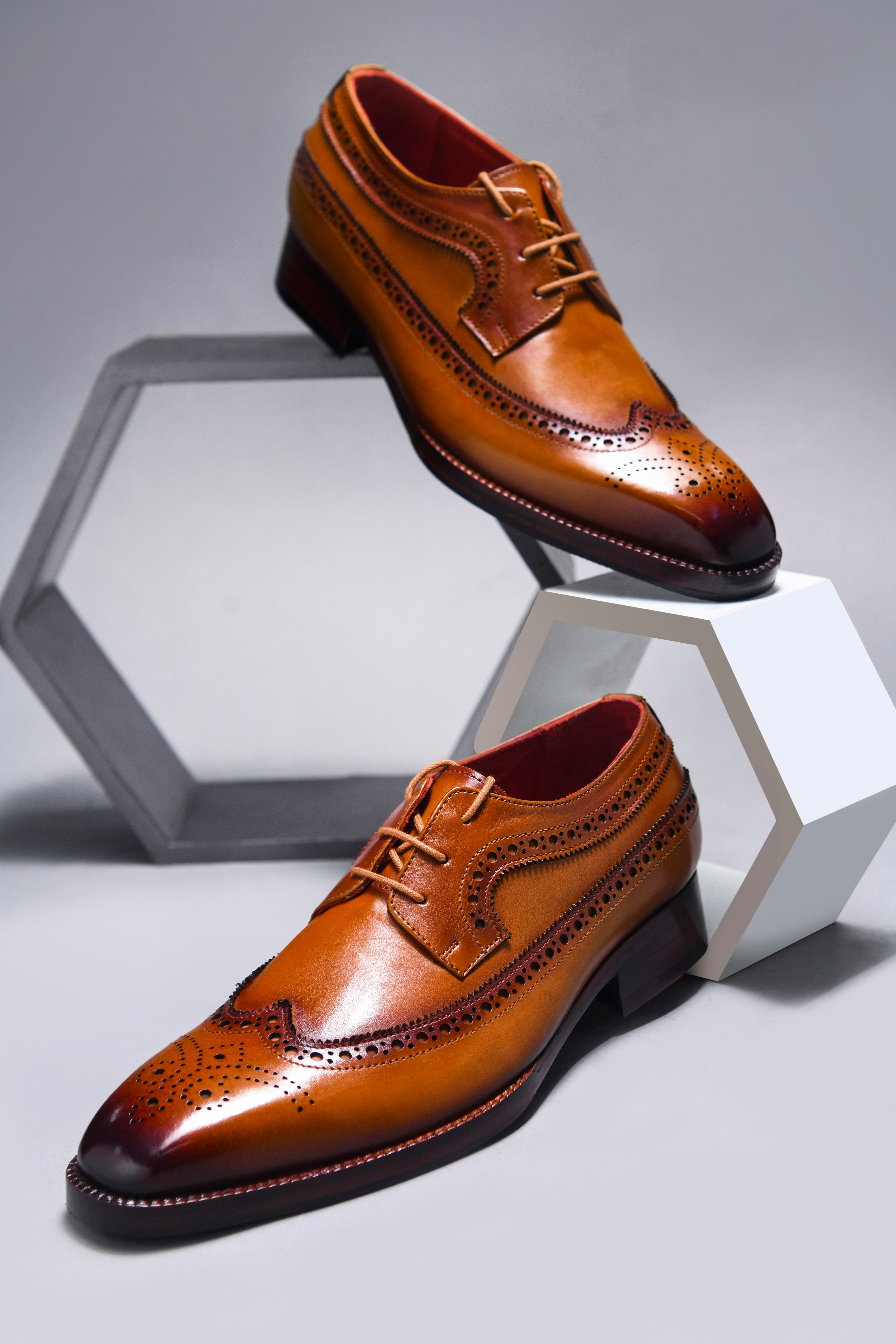 ARTHUR SHELBY LACEUP | BROGUE TAN
