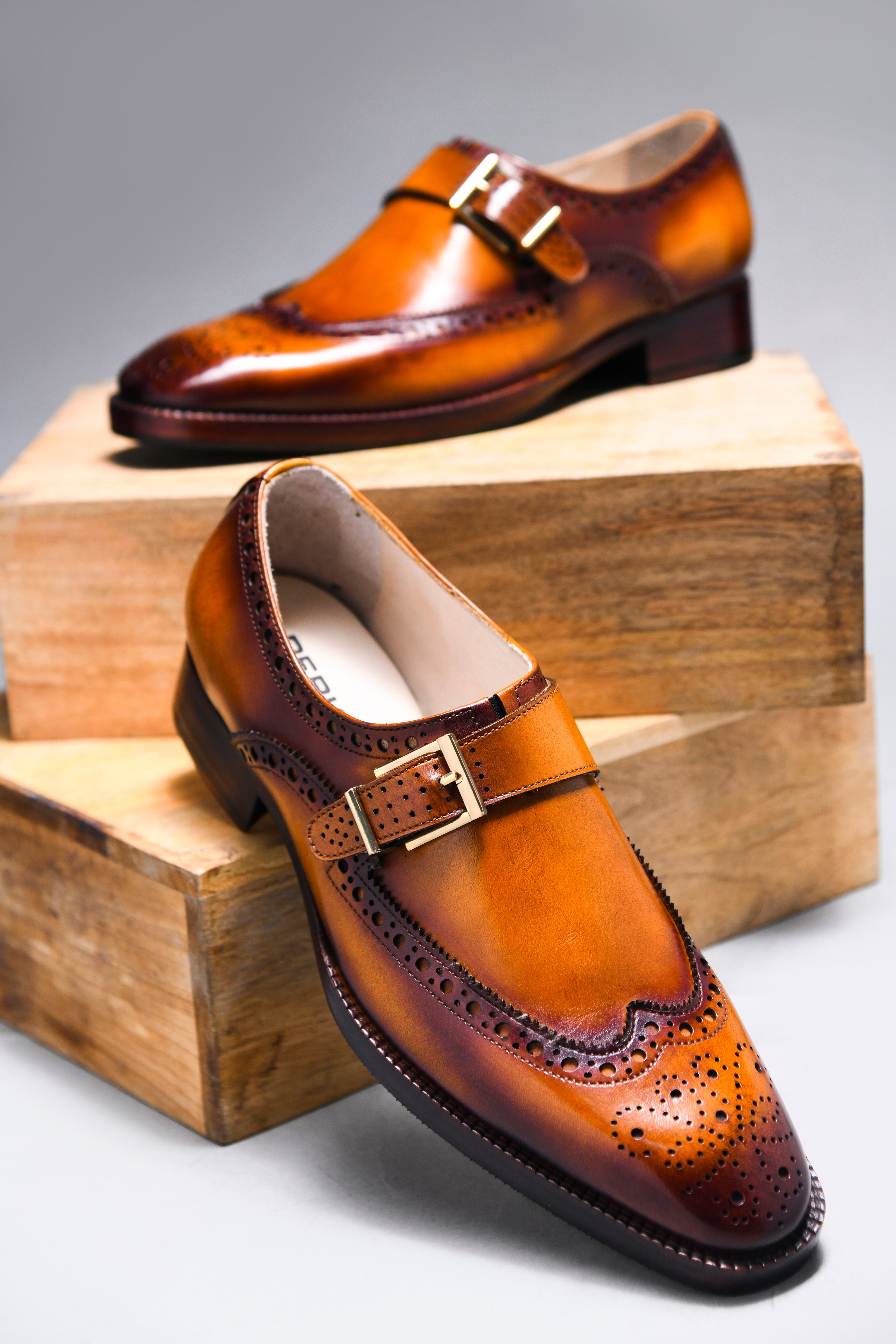 SHELBY'S MONK | BROGUE TAN