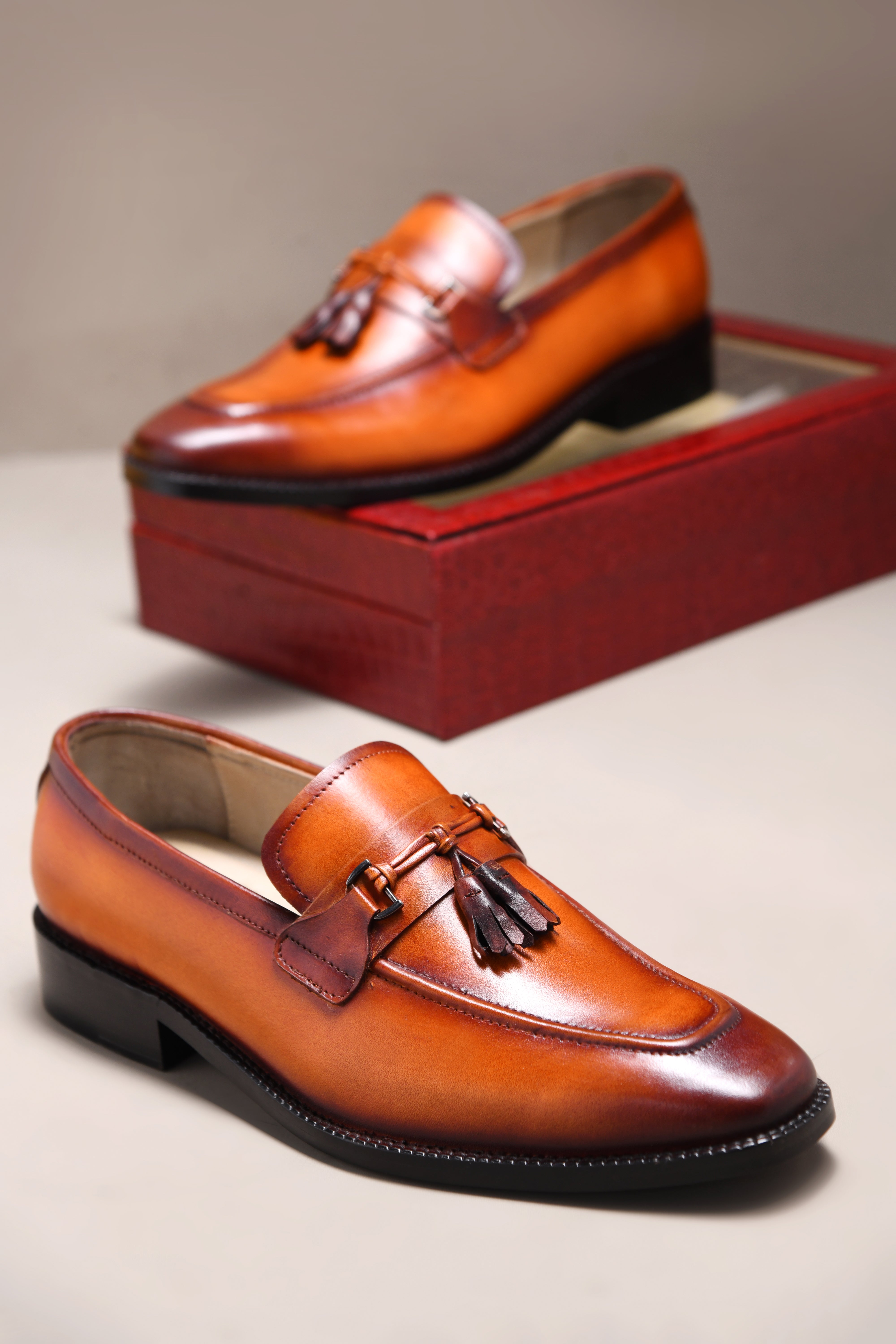 THOMAS SHELBY LOAFER | TASSEL TAN