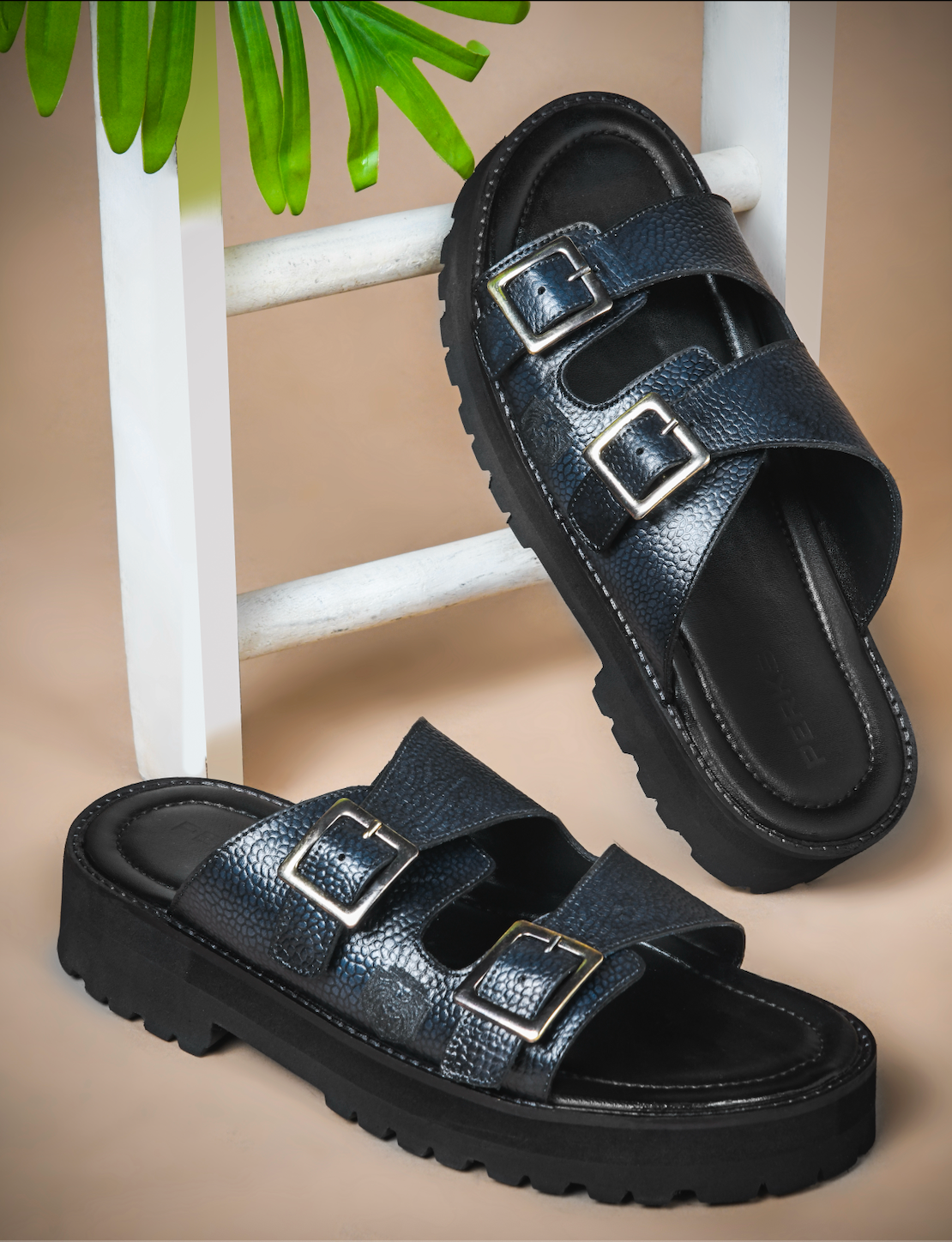 LUCIFER SLIPPER | BLUE