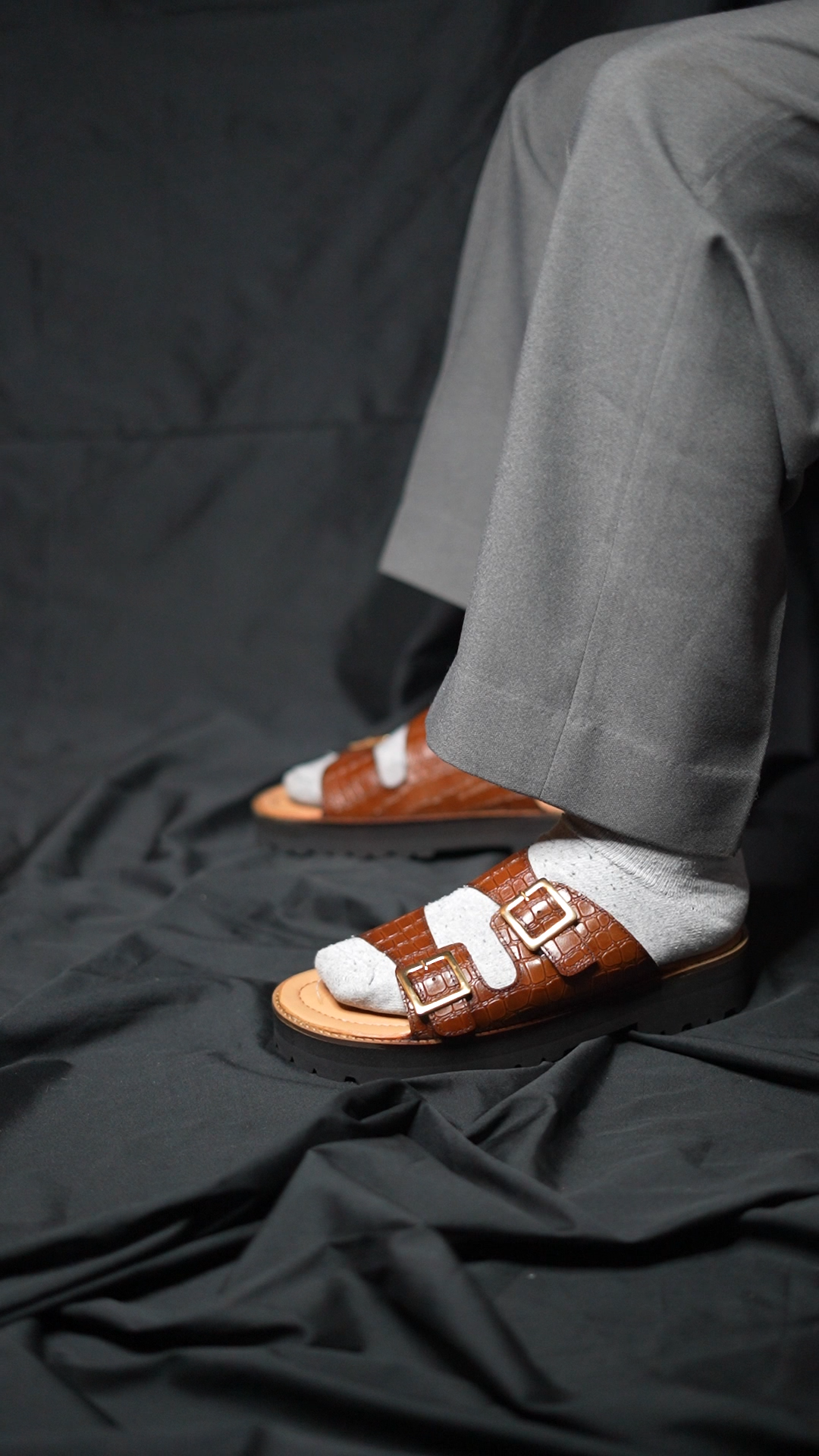 LUCIFER SLIPPER | BROWN